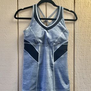 SOLD!!! Lululemon Active Top Size 6